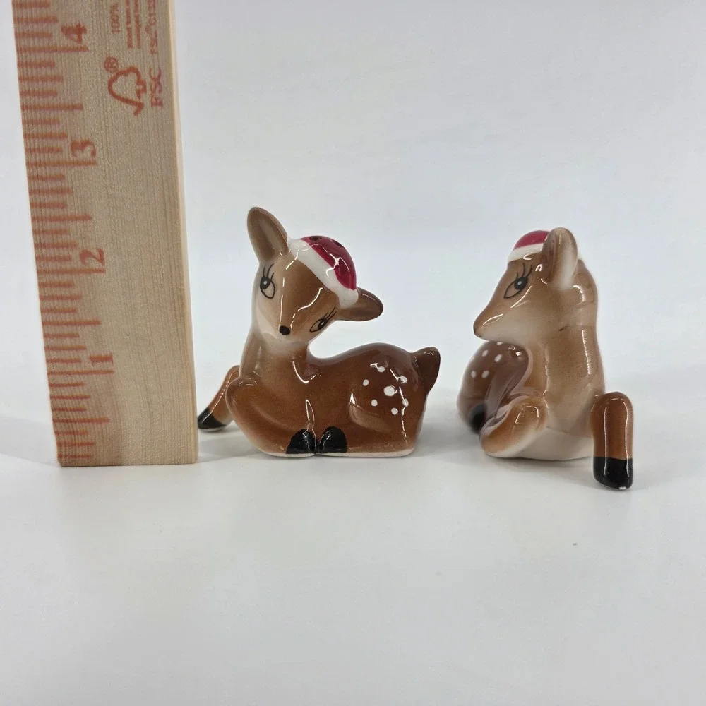 Cracker Barrel Ceramic Reindeer Salt Pepper Shakers Christmas Holiday 2.5'' tall